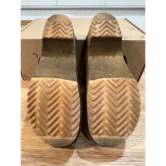 Sanita Women's Clogs Brown Leather Upper Wood Sole Size 37 EU 6.5 US NWOT - Picture 9 of 11